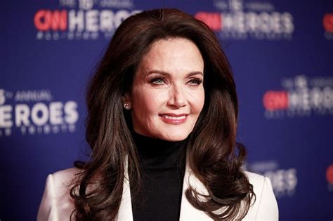 linda carter pics|A former pageant queen and TV star now in her 70s:。